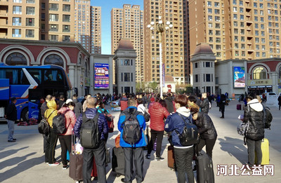 河北七彩橋國際旅行社歡送懷特人赴廈門觀光游，票務代理服務助力無憂旅途